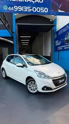 PEUGEOT 208 1.6 ALLURE 16V FLEX 4P AUTOMÁTICO PEUGEOT 208 1.6 ALLURE 16V FLEX 4P AUTOMÁTICO